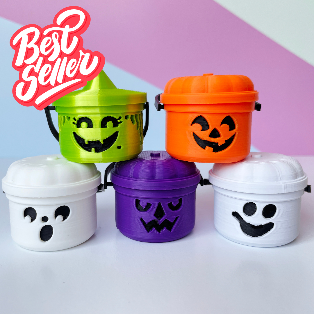Mini Halloween Bucket – 90s-Inspired Trick-or-Treat Accessory for Small Plushies