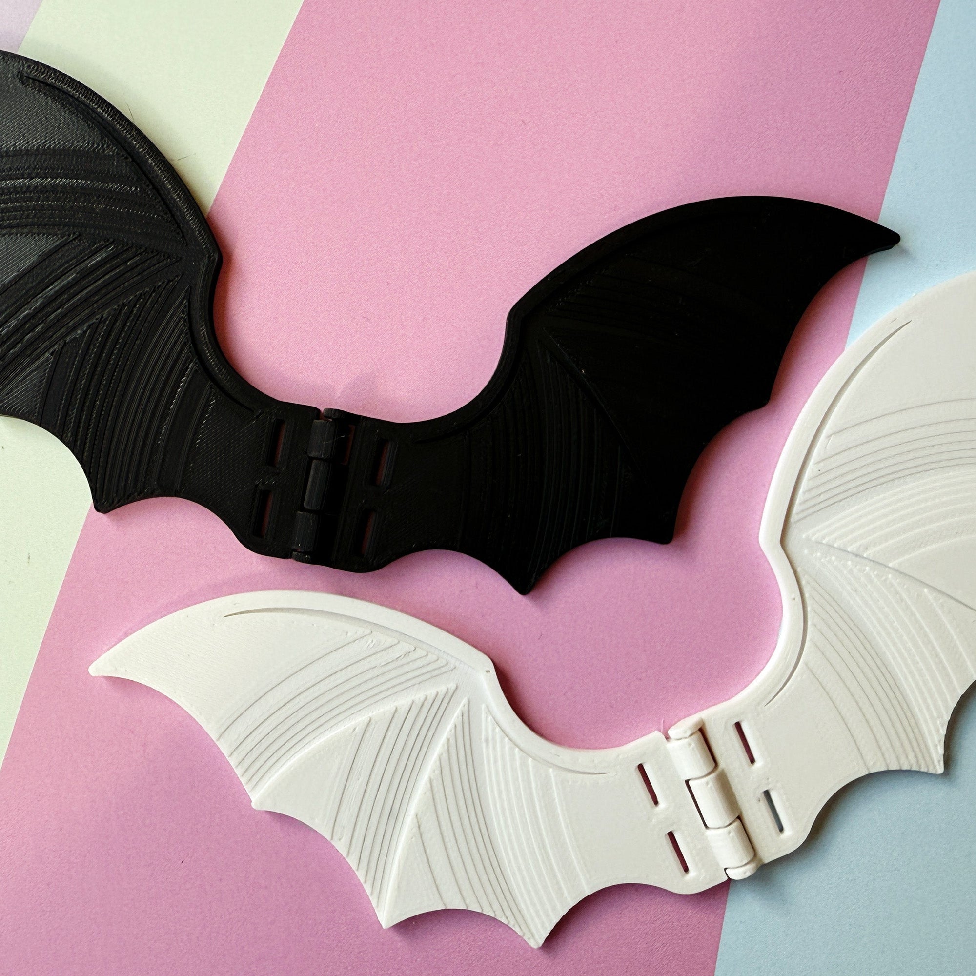 Hinged Bat Wings - Adjustable Halloween Accessory for 17 cm Mini Plush Figures