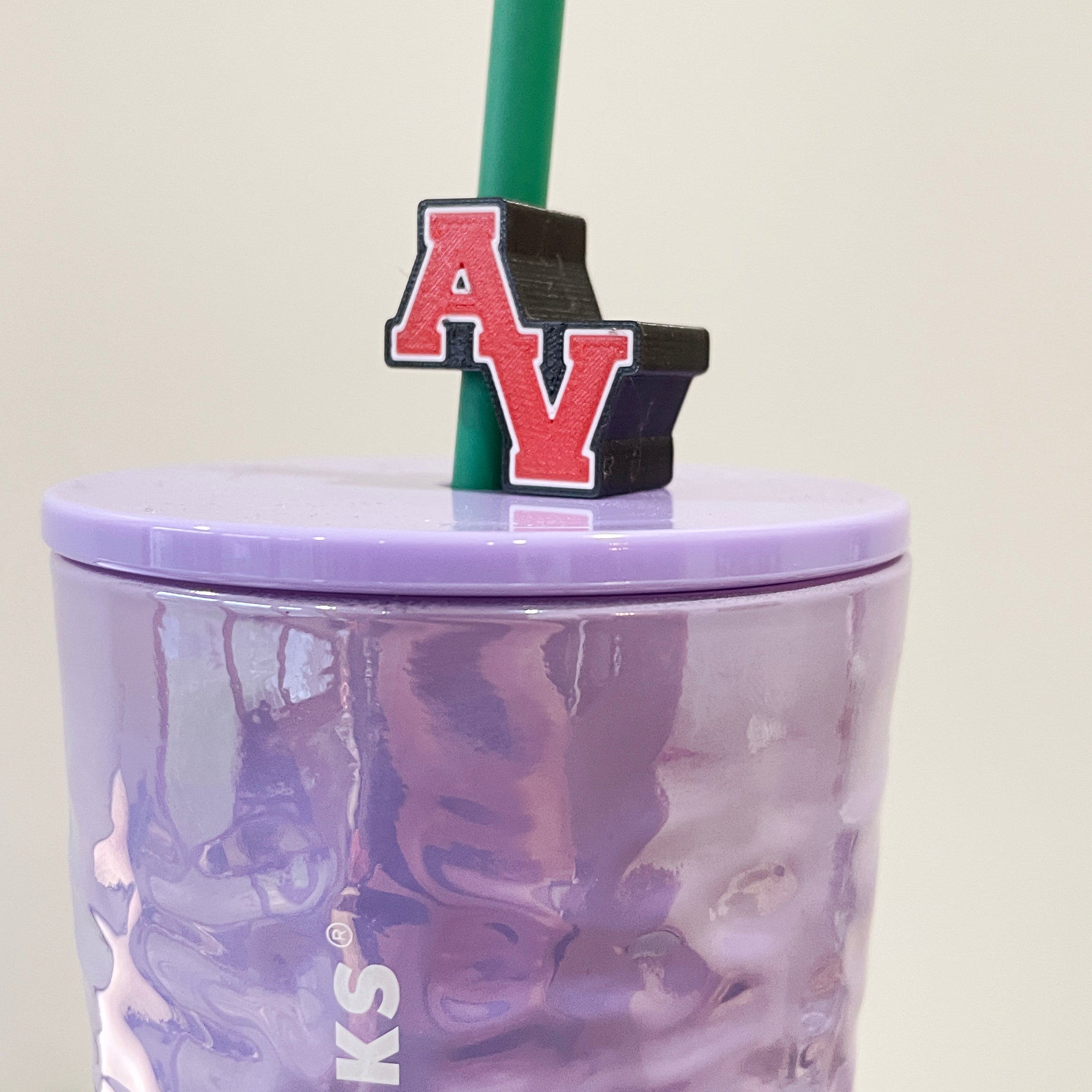 AV Straw Topper