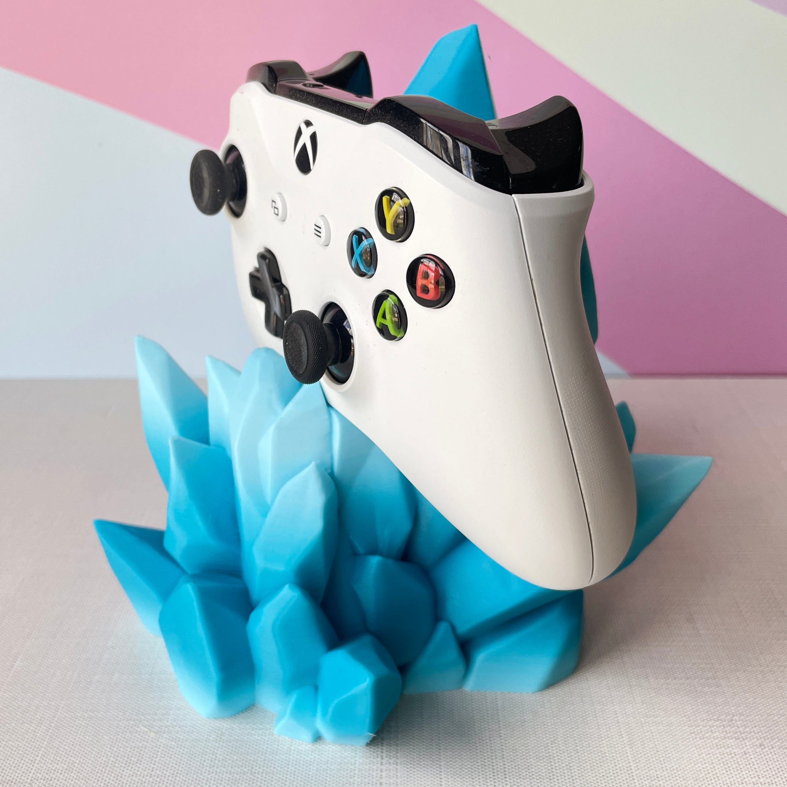 Crystal Stand for Video Game Controllers