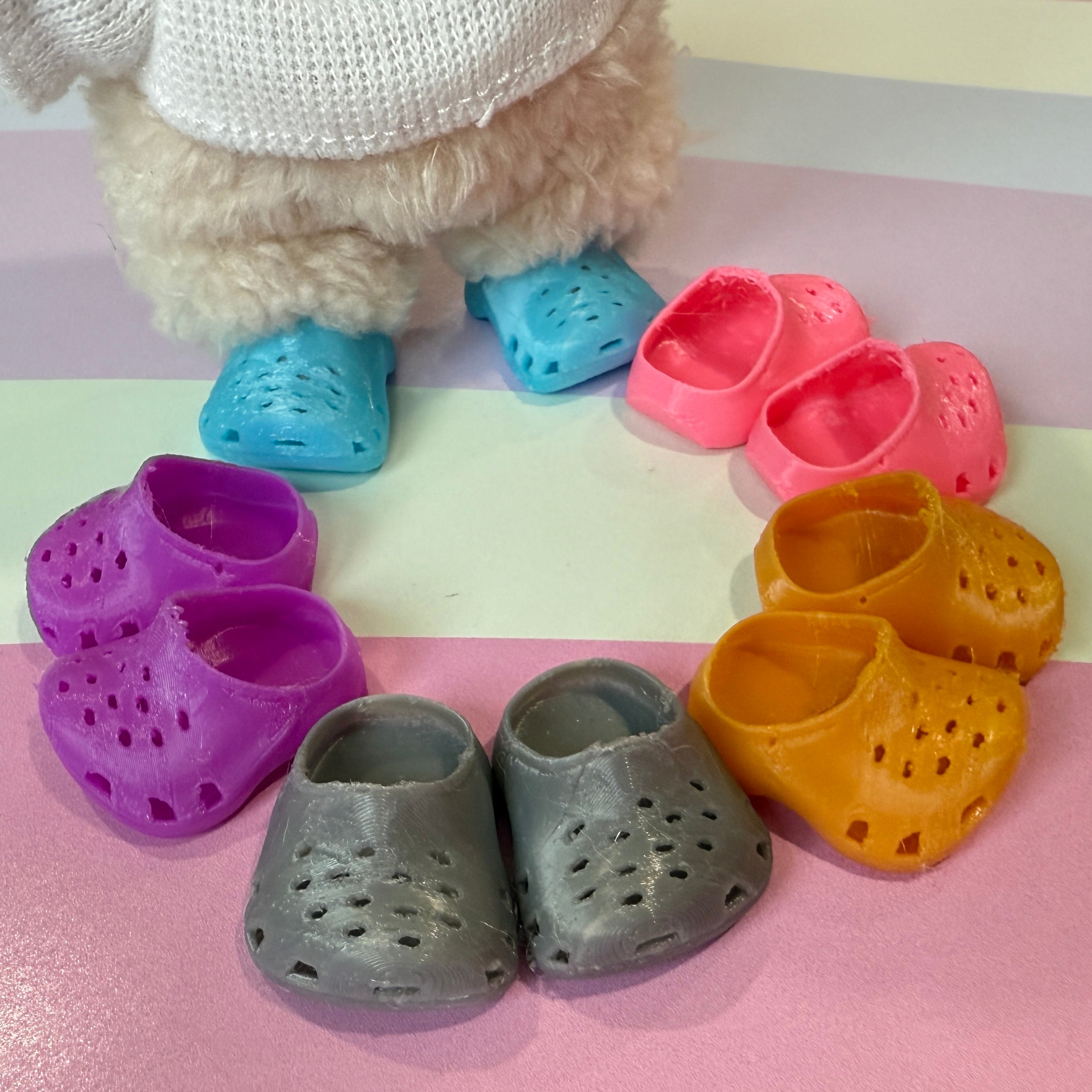 Mini Clog Shoes for Mini Plush Figures – 3D Printed Collectible Accessory