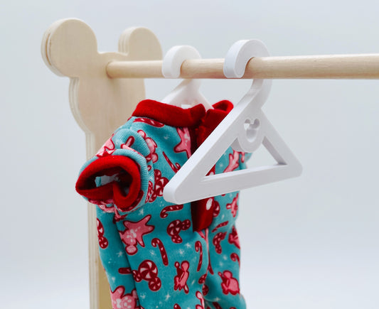 Plastic Hangers for NuiMO clothes.
